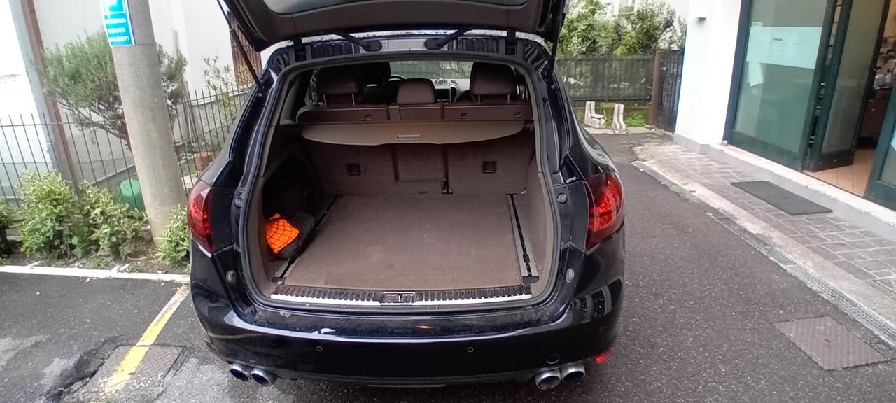 Porsche Cayenne 4.8 S