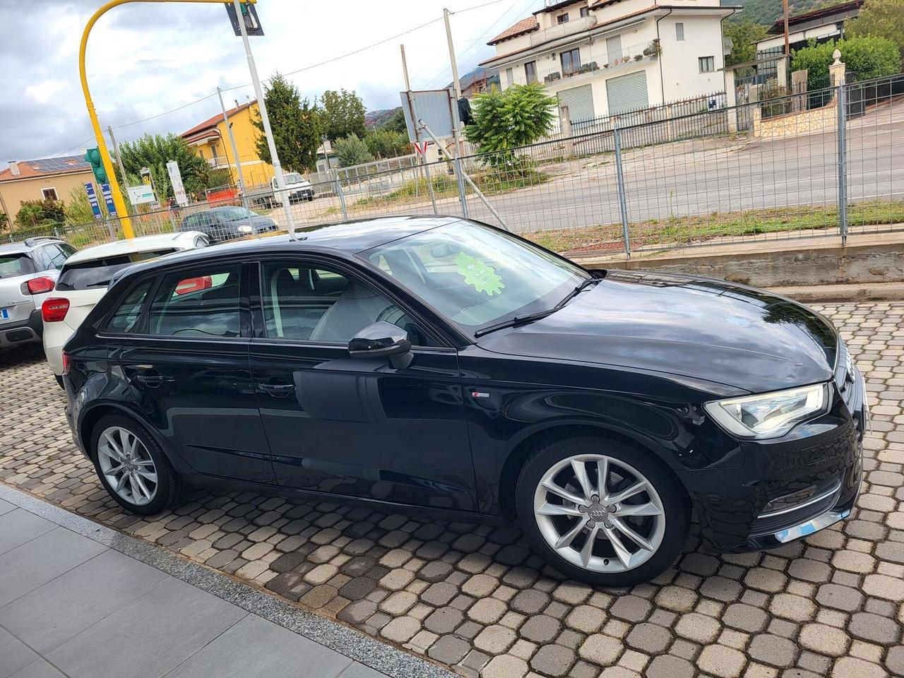 Audi A3 SPORTBACK 1.6 TDI S-LINE EDITION "LED XENON "ECC