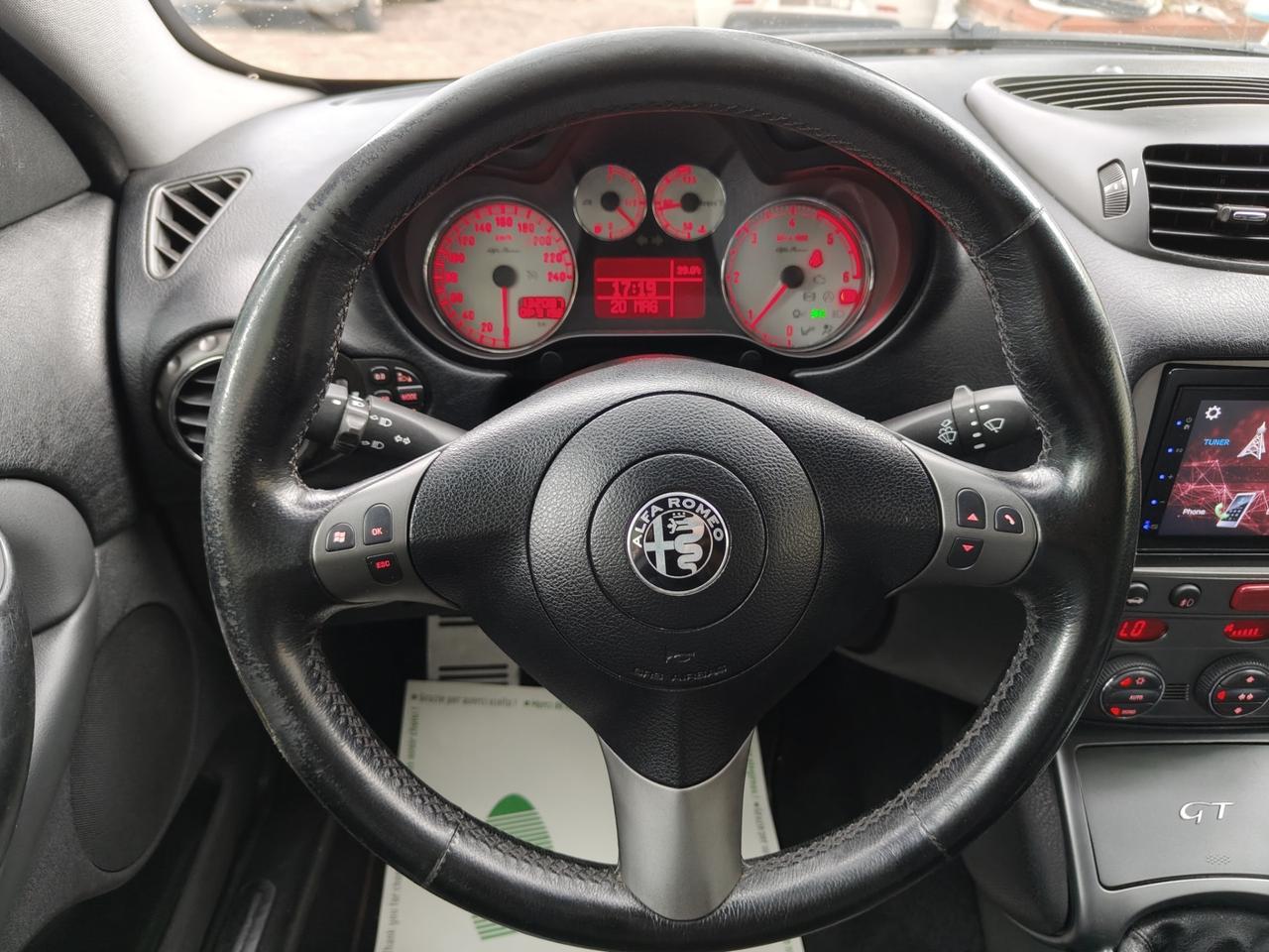 Alfa Romeo GT 1.9 JTD M-Jet 150CV Sport Coupè