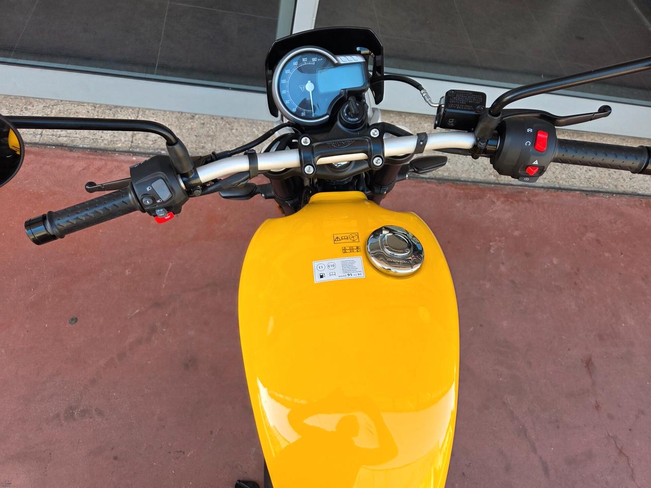 Triumph Speed 400