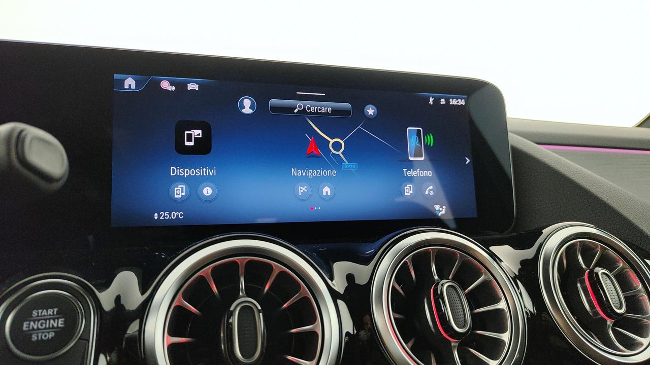 Mercedes-Benz GLA 180 Automatic