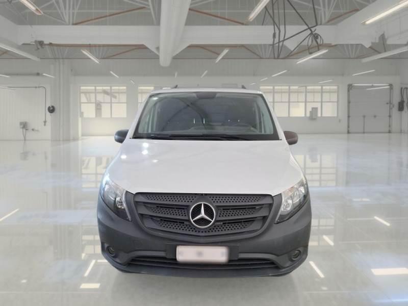 MERCEDES Vito 114 cdi long E6