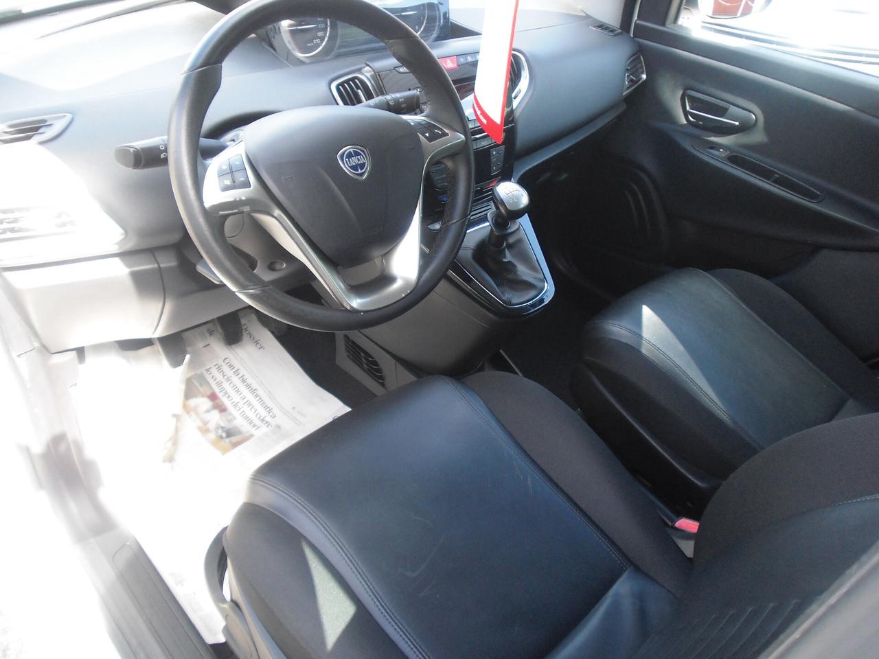 Lancia Ypsilon 0900 TWINAIR 5P 85CV METANO