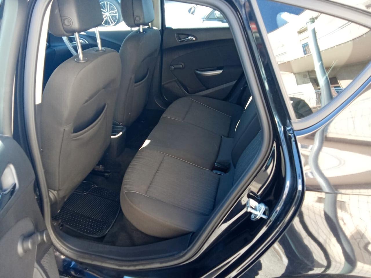 Opel Astra 1.7 CDTI 110CV 5 porte Cosmo