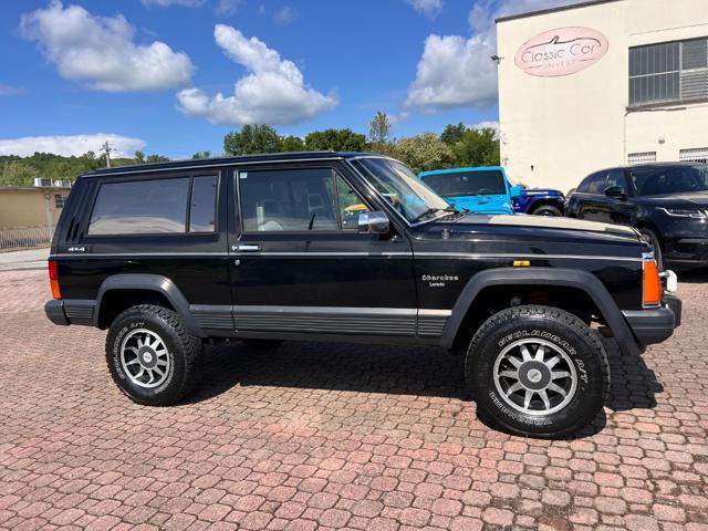 JEEP Cherokee 4.0 XJ LAREDO - AUTOMATICO 3 PORTE