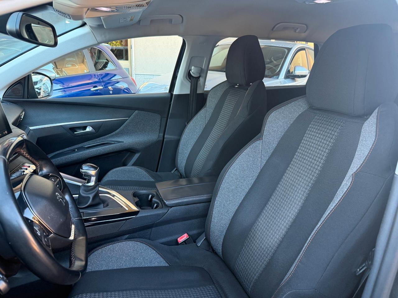 Peugeot 5008 BlueHDi 120 S&S Allure