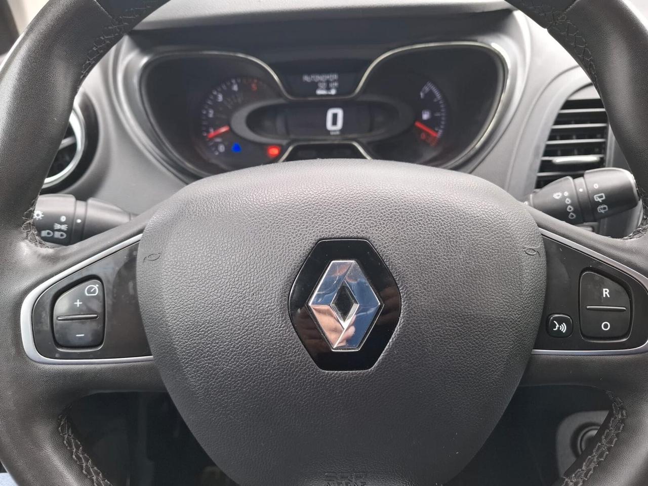 RENAULT CAPTUR NEOPATENTATI