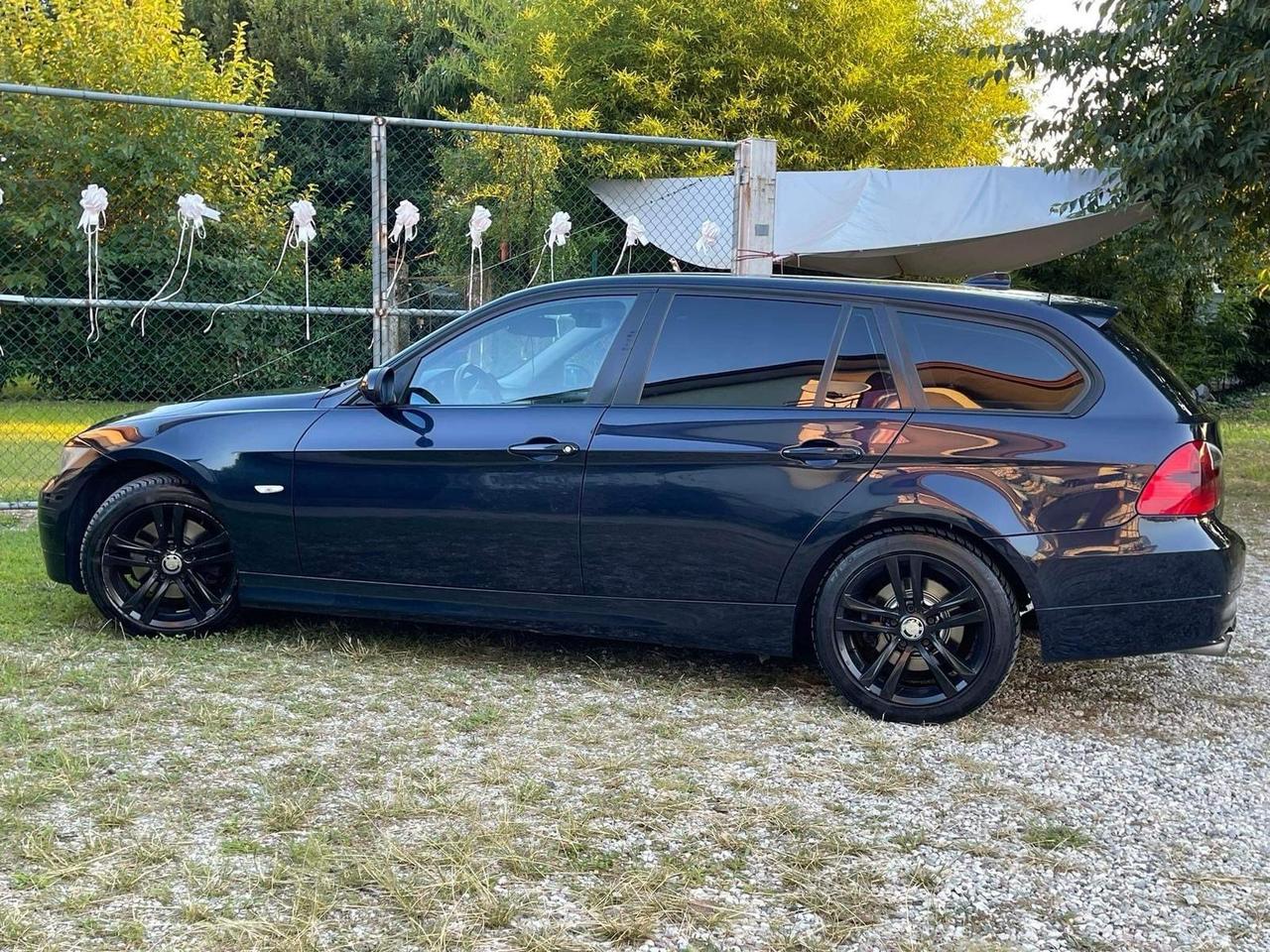 Bmw 320D STATION WAGON DA CAMBIARE POMPA GASOLIO