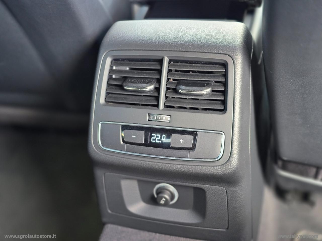 AUDI A5 40 TDI S tr. S line edition