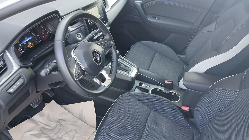 Renault Captur 1.6 Hybrid Techno E-Tech Auto