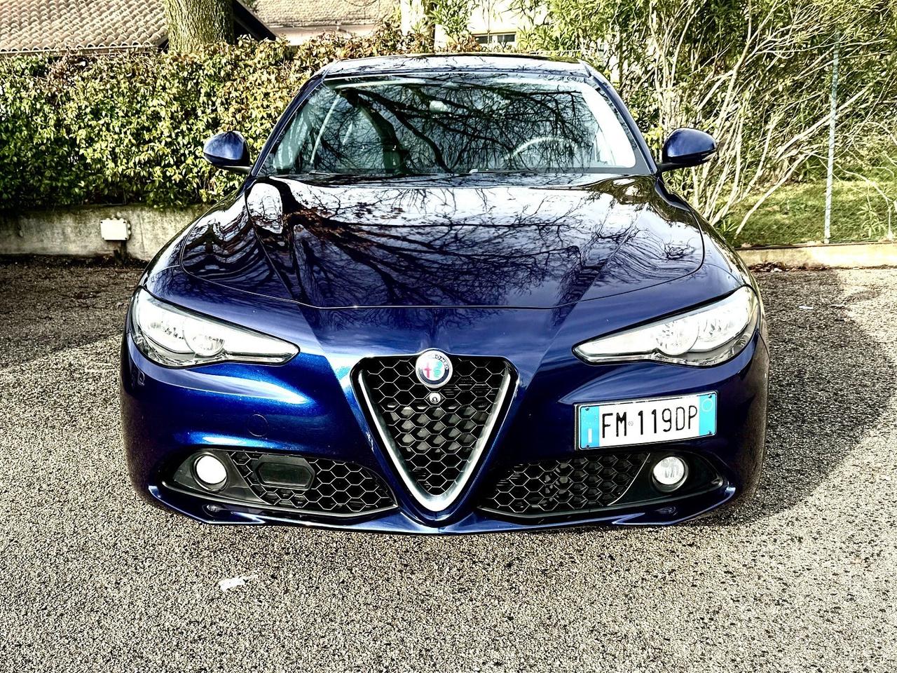 ALFAROMEO GIULIA 150CV NAVI CLIMA LED