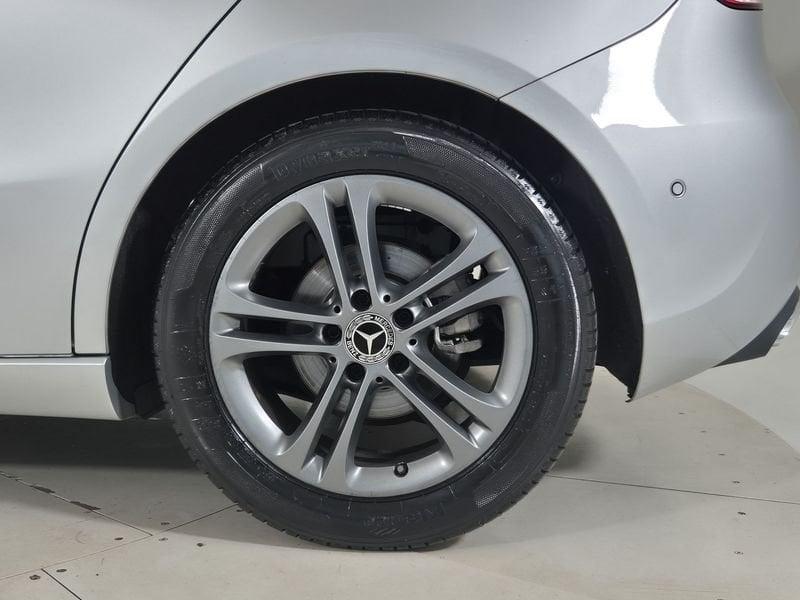 Mercedes-Benz Classe A - W177 2018 Diesel A 180 d Sport Extra auto