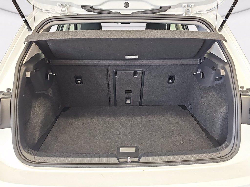 VOLKSWAGEN Golf 1.5 tsi evo life 130cv del 2022