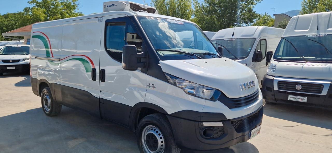 IVECO DAILY 35S12 FRIGO ATP PRESA RETE -2.3 MJT 120 CV