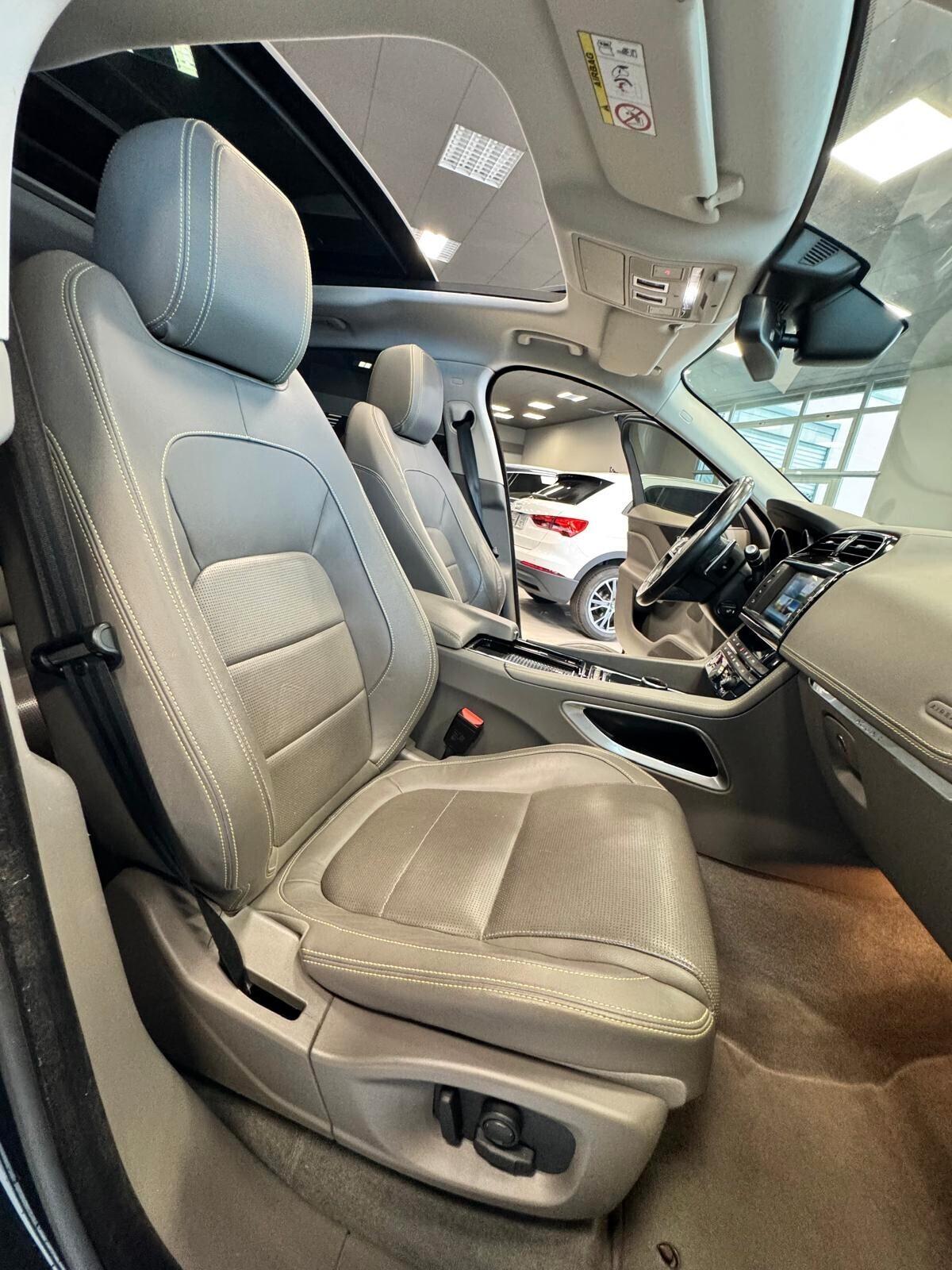 JAGUAR F-PACE 2-0 D4D 4WD TETTO APRIBILE R-DYNAMIC SPORT
