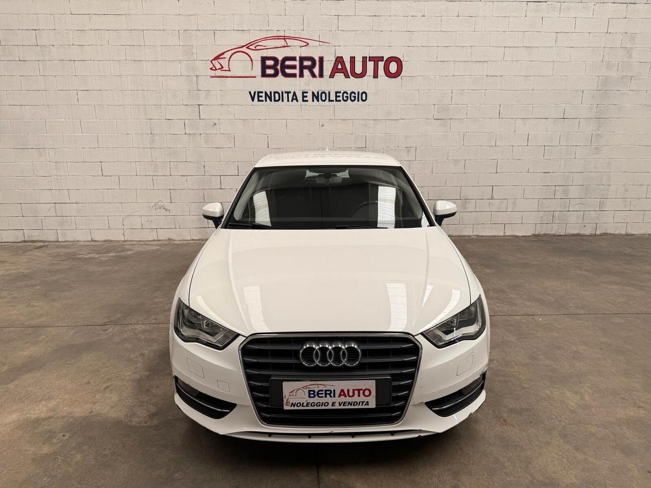 Audi A3 allestimento (clean diesel S tronic Ambition)