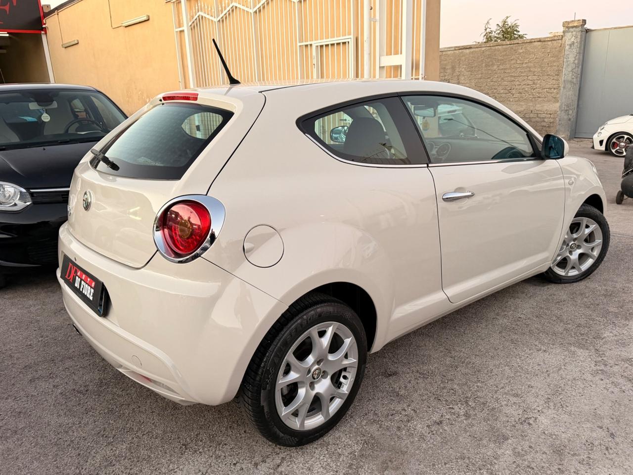 Alfa Romeo MiTo 1.3 JTDm-2 95CV Distinctive