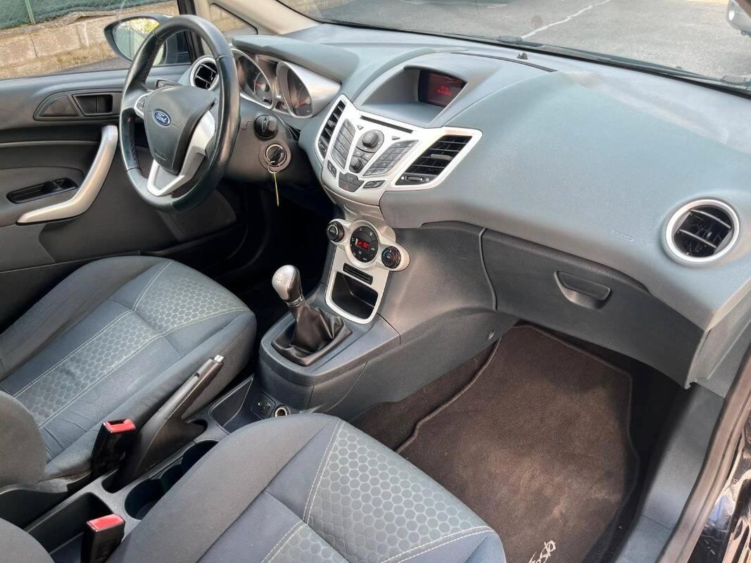 Ford Fiesta 1.4 tdci + 5p