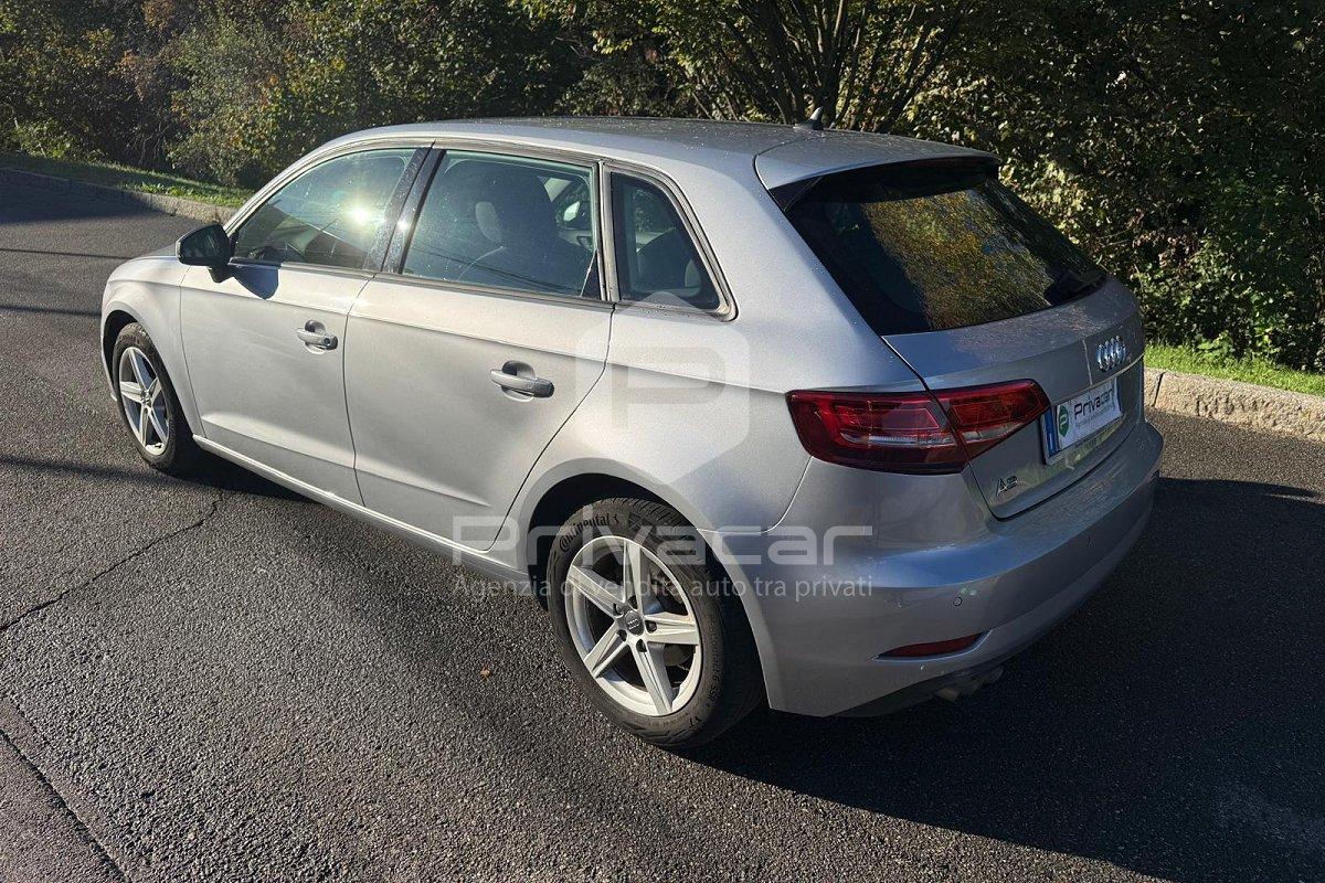 AUDI A3 Sedan 35 TDI S tronic Business