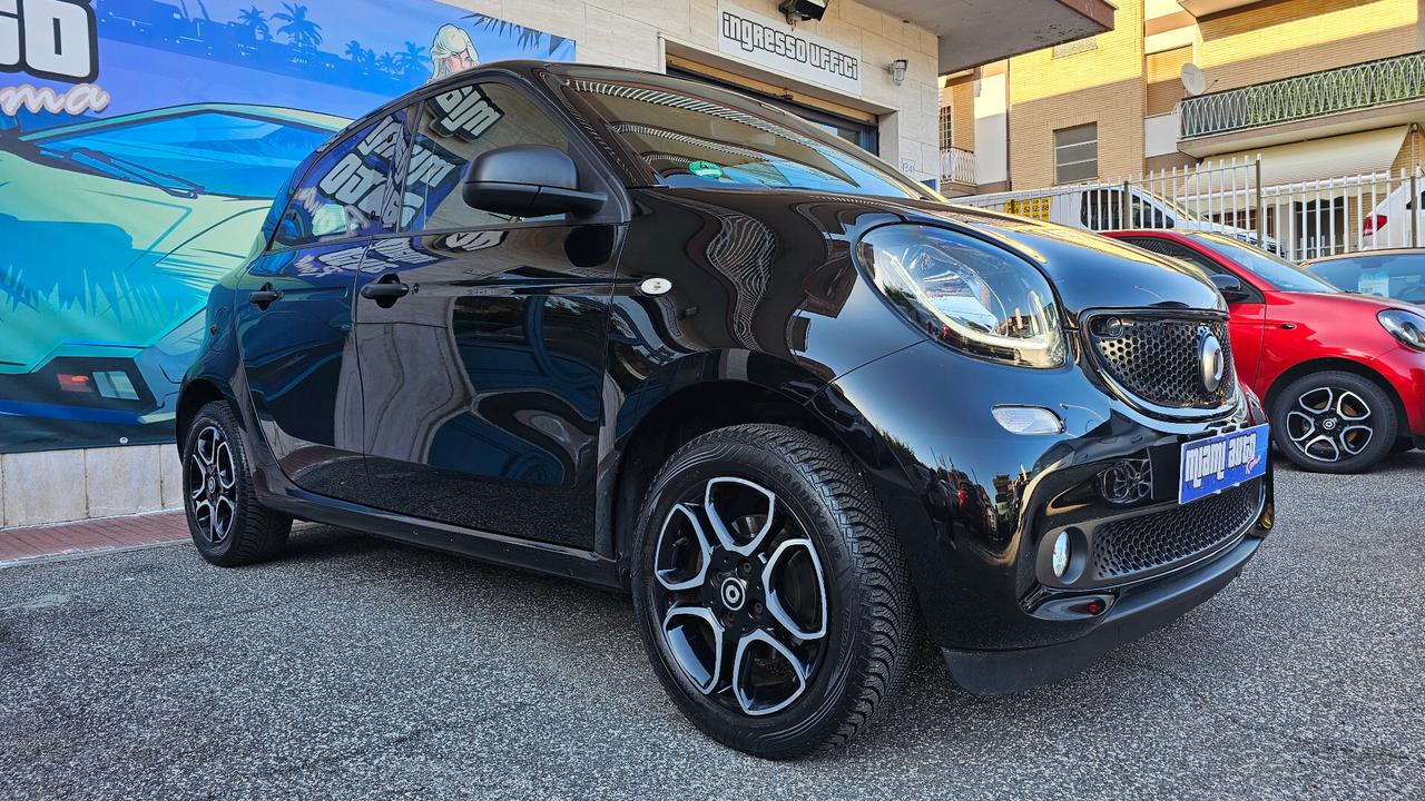 Smart Forfour 70 1.0 Passion NAV ANDROID TAGL UFF LED SENSORI