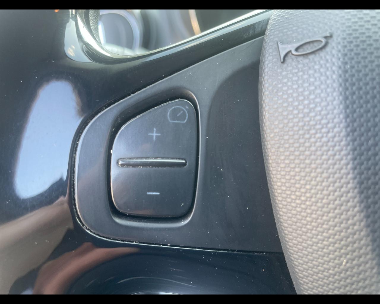 RENAULT Captur I 2013 - Captur 0.9 tce energy R-Link s&s 90cv