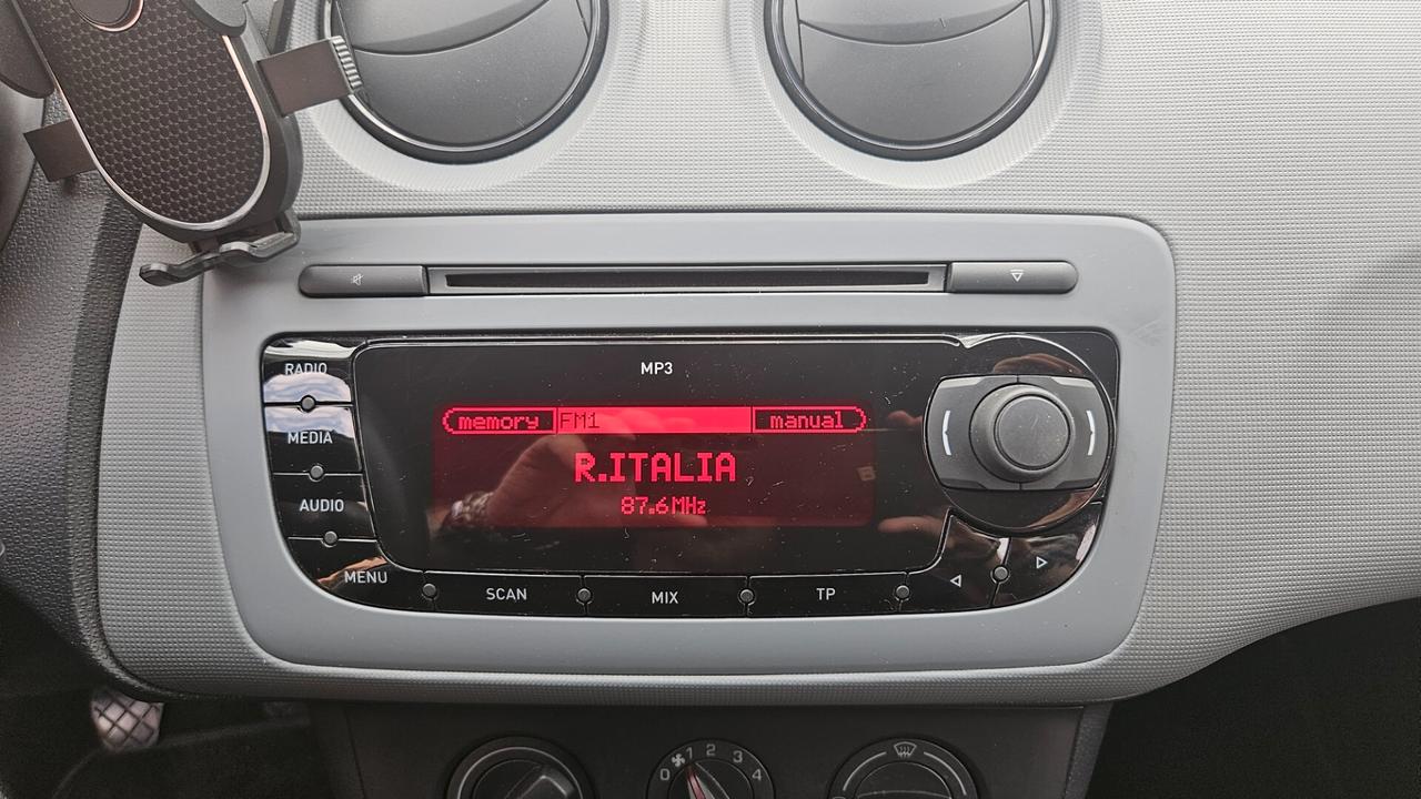 Seat Ibiza 5p 1.2 Style 70cv NEOPATENTATI