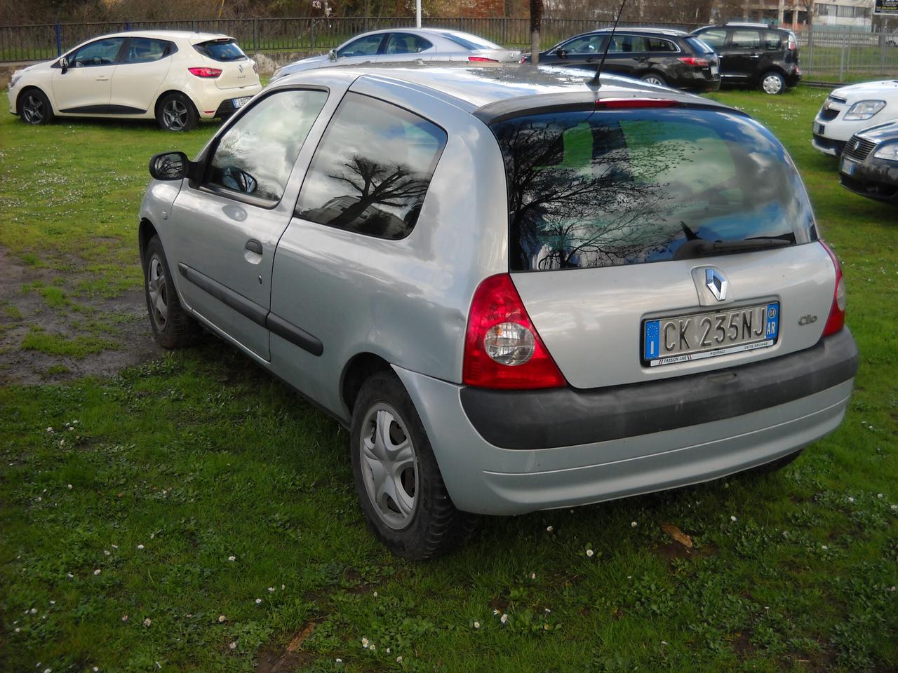 Renault Clio 1.2 cat 3 porte Access Authentique