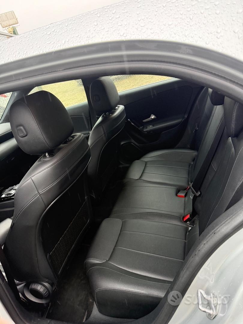 Mercedes-benz A 180 d Automatic Executive km cert.