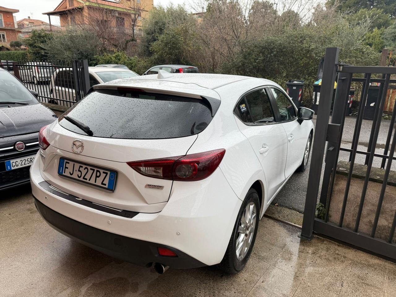 Mazda 3 Mazda3 1.5 Skyactiv-D Evolve