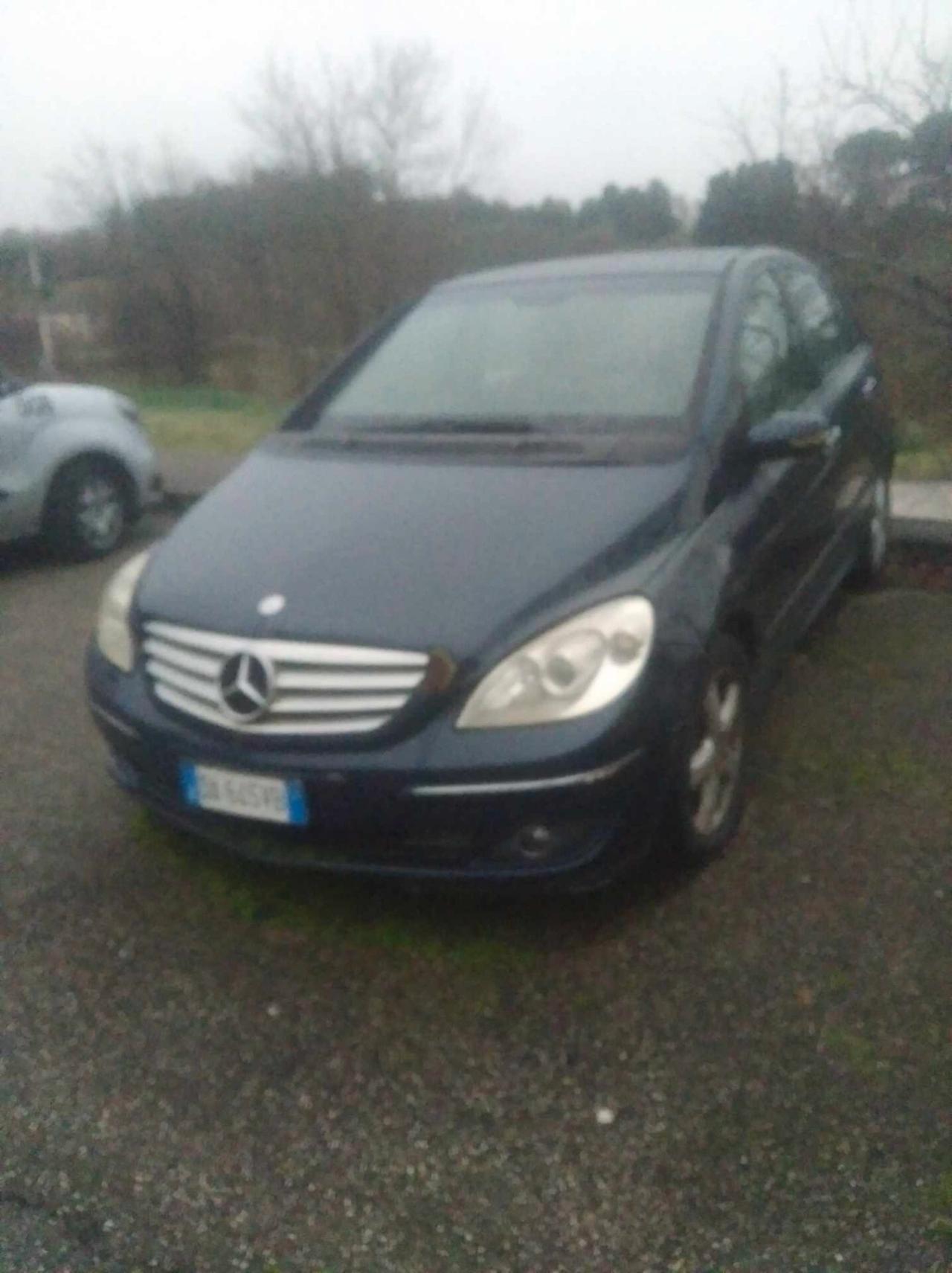 Mercedes-benz B 200 CDI SOLO PER RICAMBI