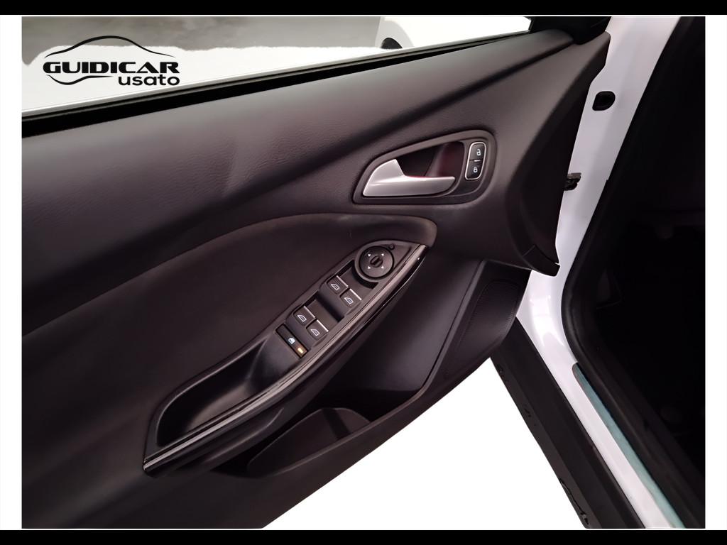 FORD Focus IV 2015 - Focus 5p 1.5 tdci Titanium s&s 120cv