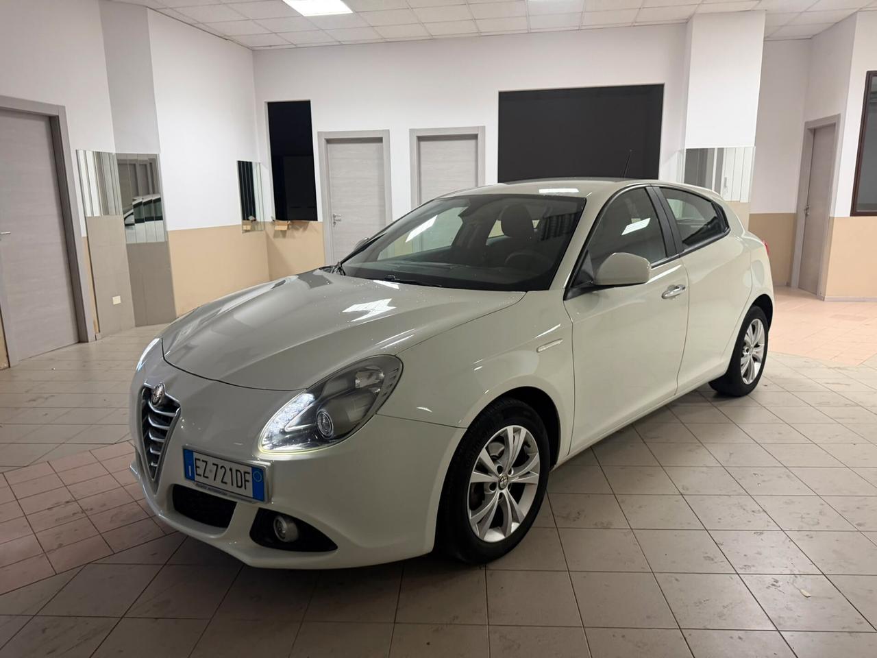 Alfa Romeo Giulietta 1.6 JTDm-2 105 CV Distinctive