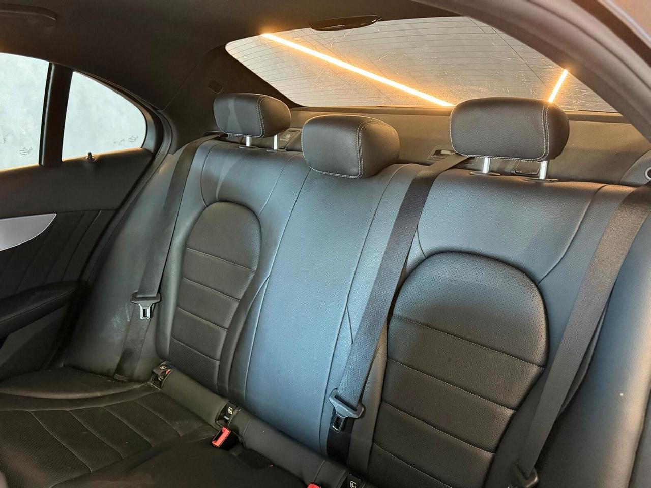 Mercedes-benz C 200 d Auto Premium