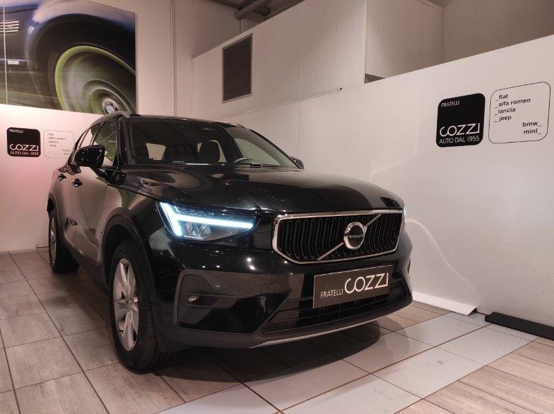 VOLVO XC40 (2017-->) - XC40 B3 automatico Core