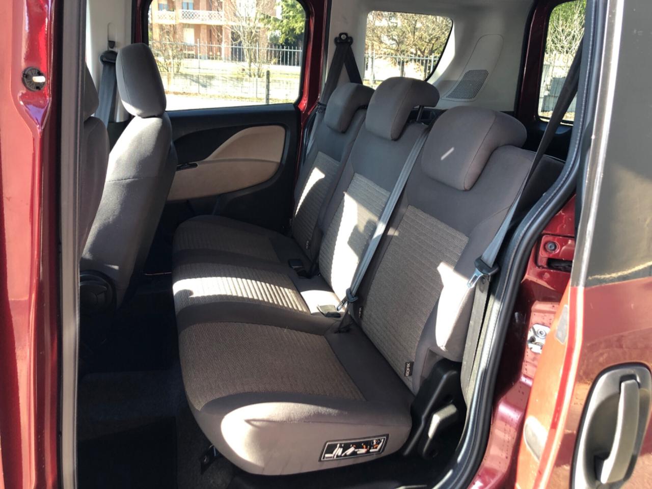 Fiat Doblo Lounge 1.6 Mjtd - Gancio traino
