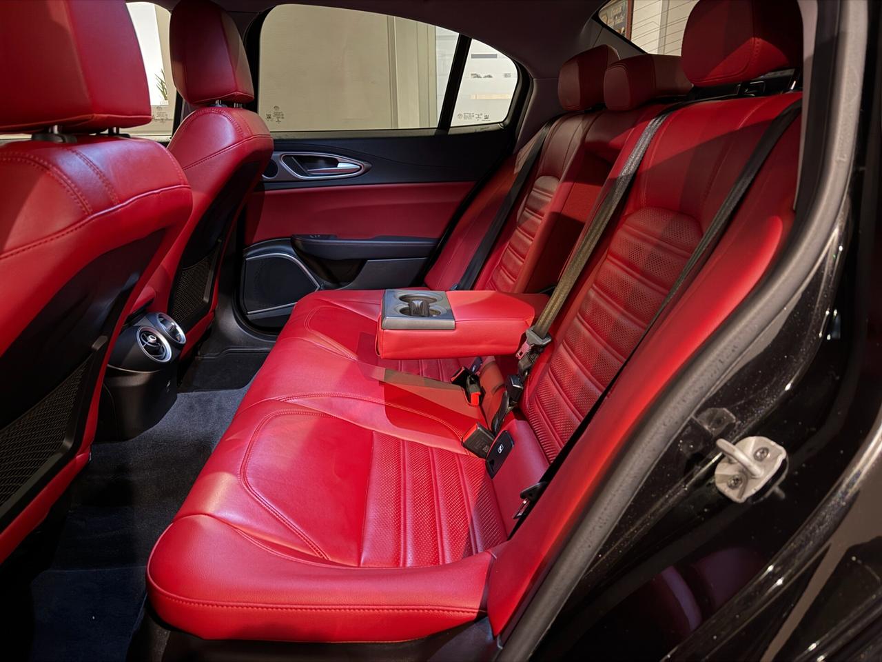 ALFA ROMEO GIULIA 2.2 AT8 Q4 VELOCE – 2020