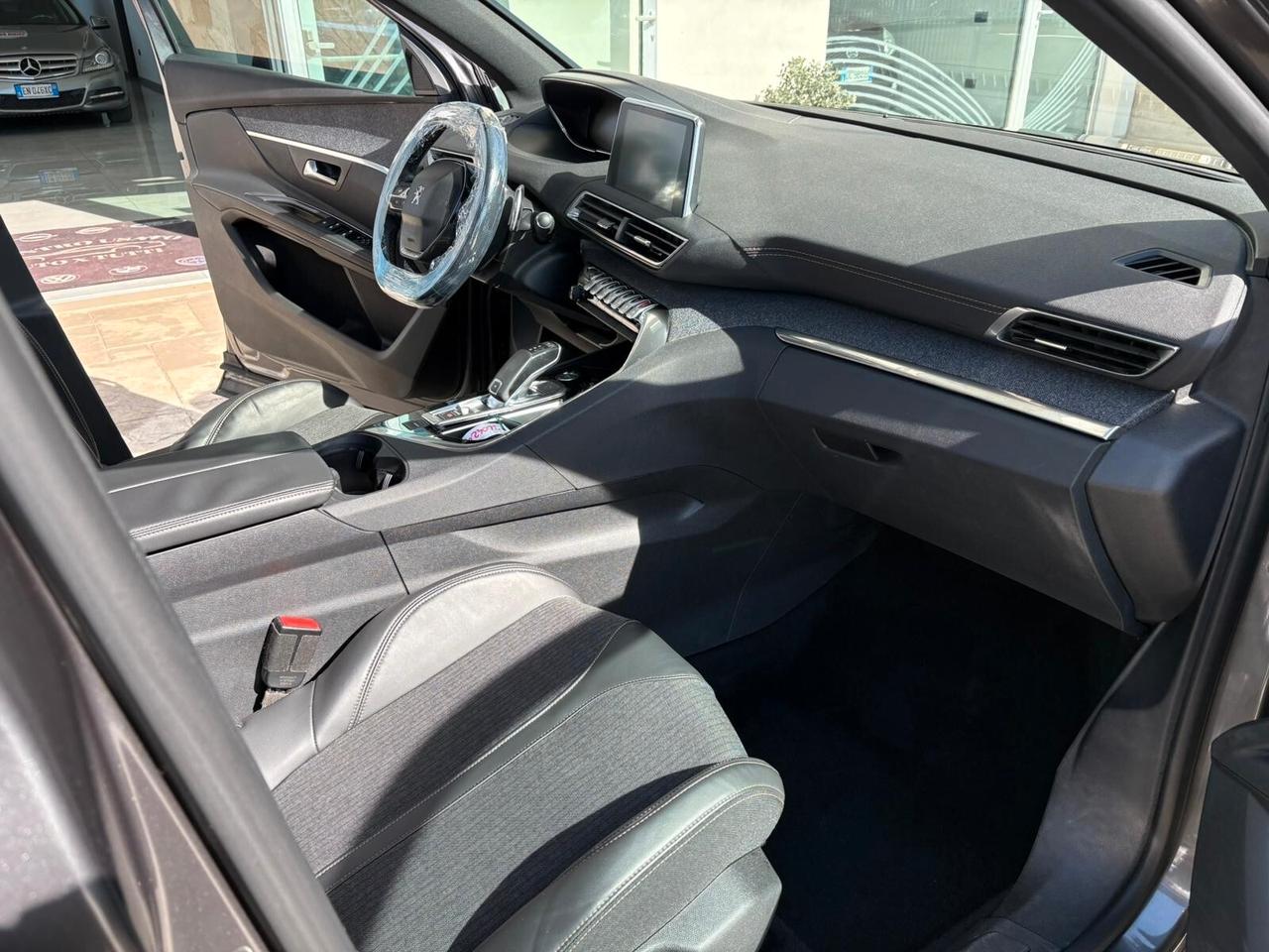 Peugeot 5008 BlueHDi 130 S&S EAT8 GT Line