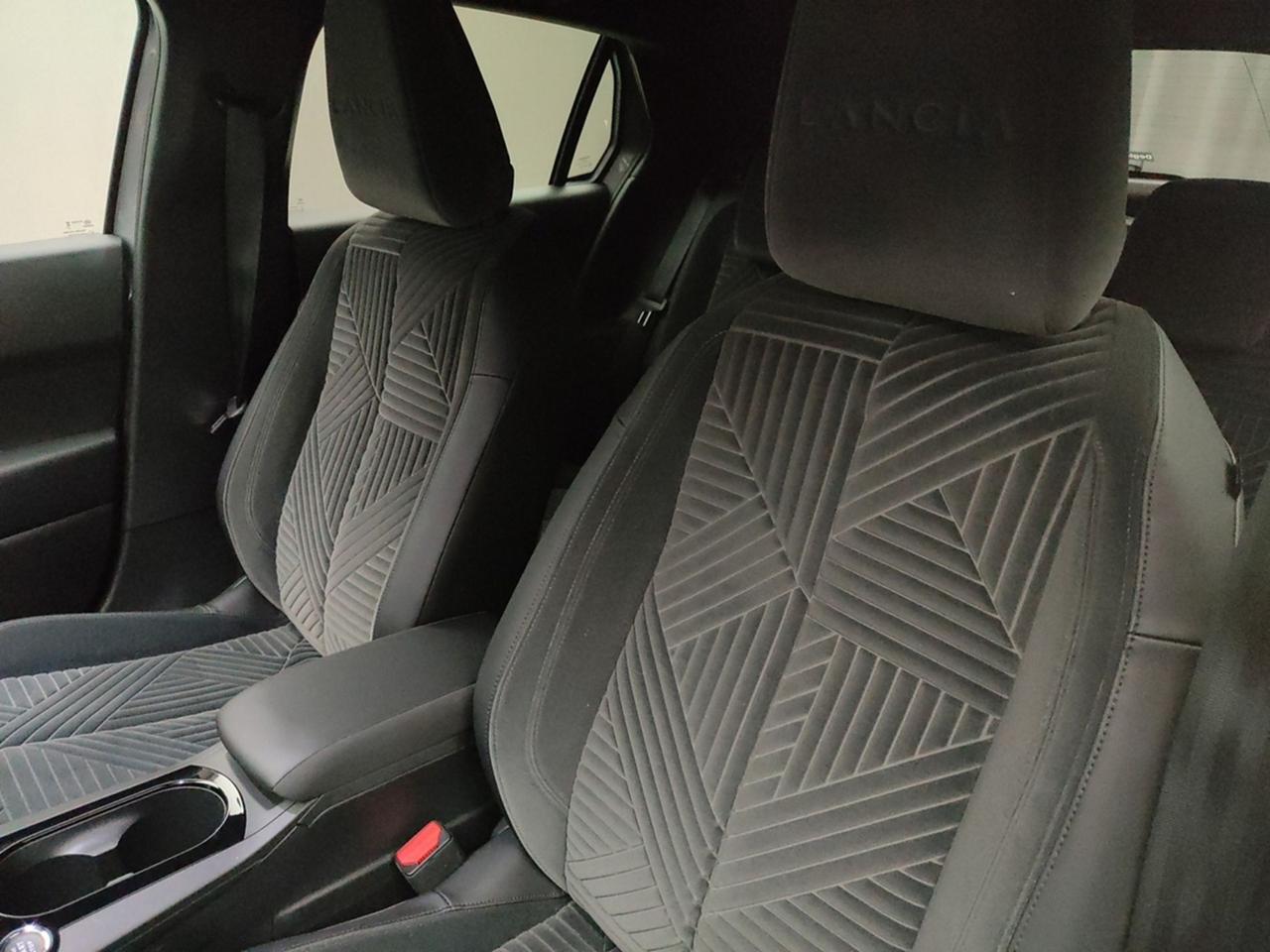 LANCIA Ypsilon IV 2024 1.2 HYBRID 110CV LX