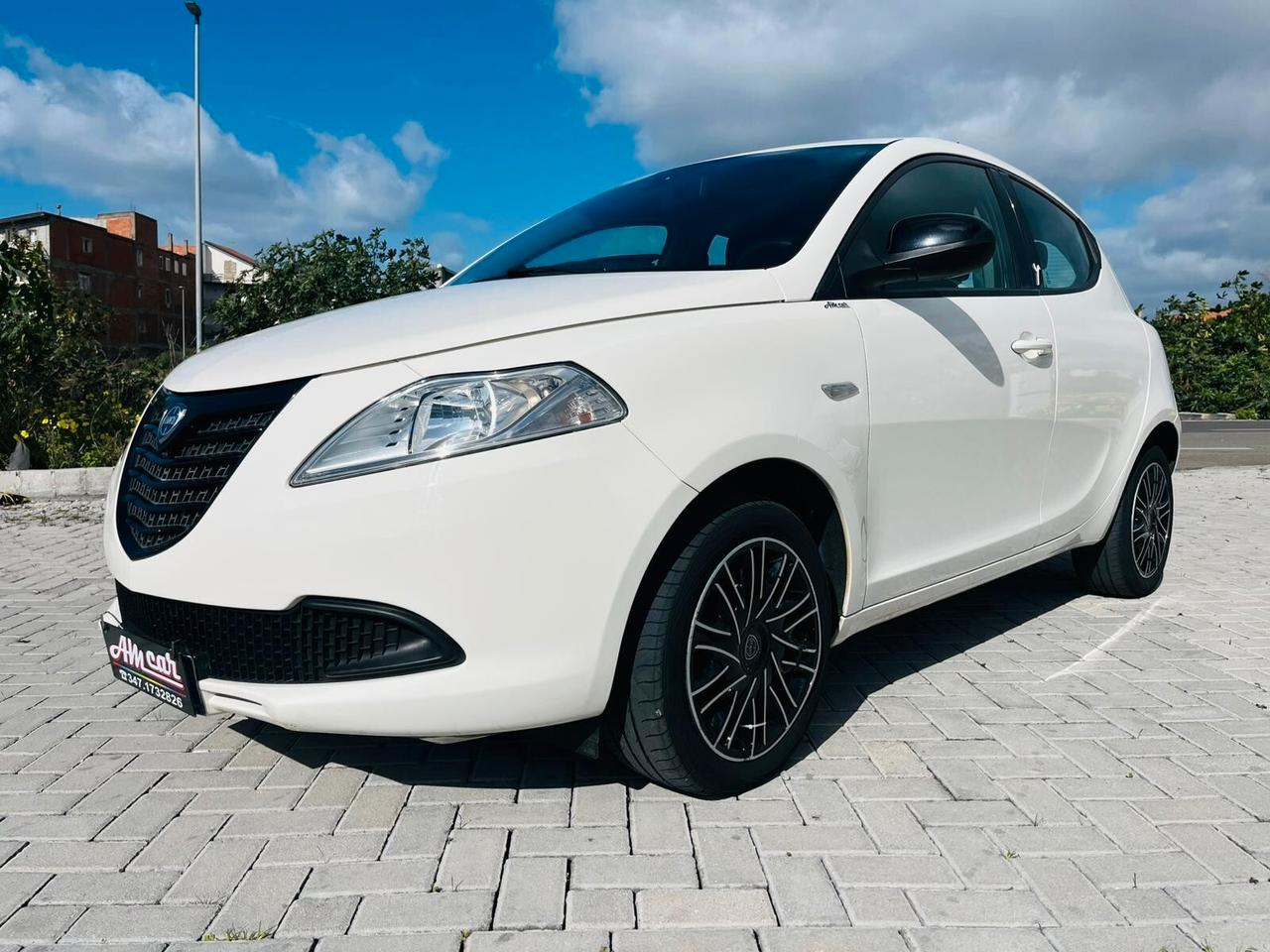 Lancia Ypsilon 1.3MLJT COME NUOVA CHIAMA 2012