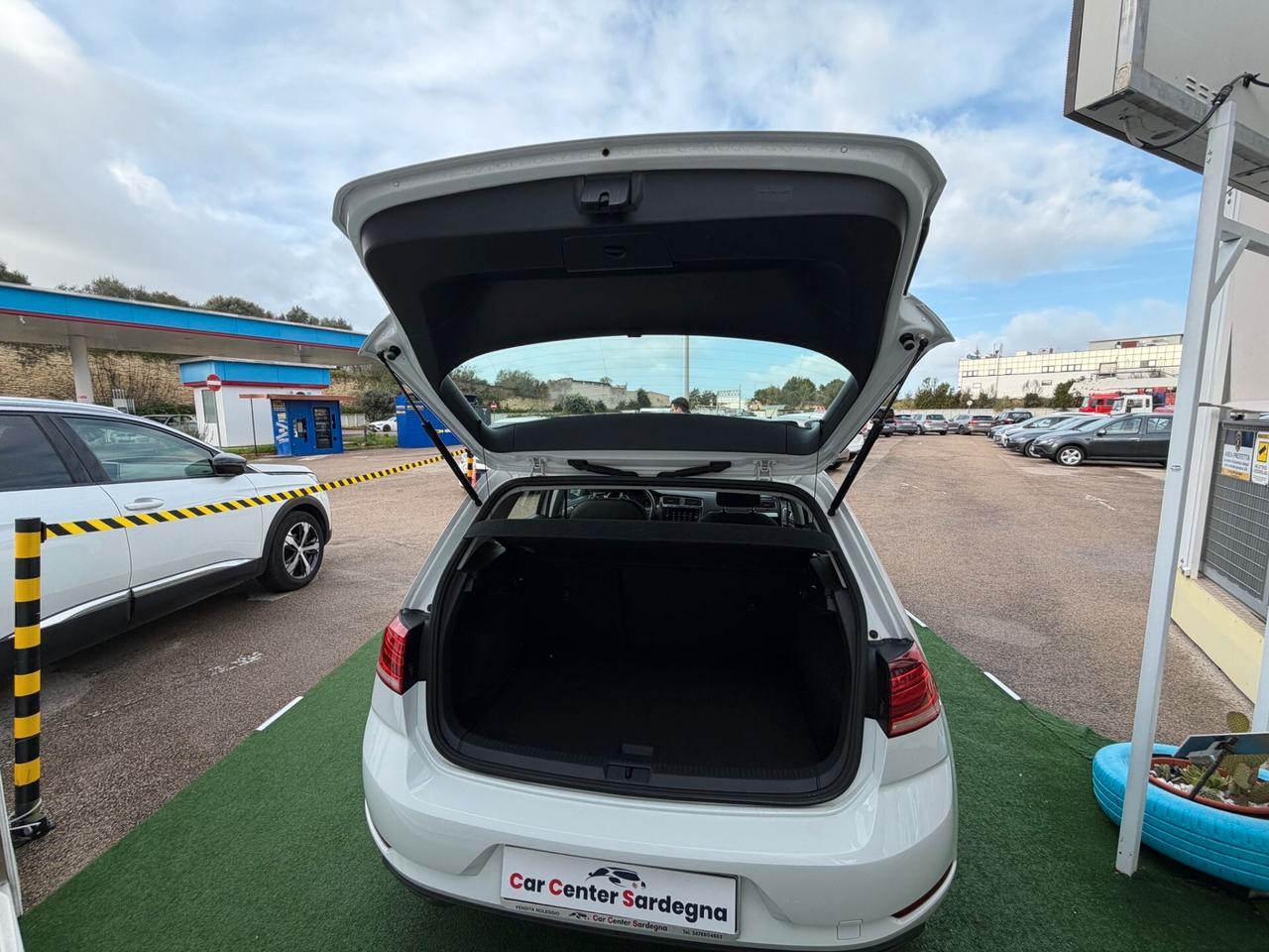 Volkswagen Golf 1.0 TSI 85 CV 5p. Trendline BlueMotion Technology