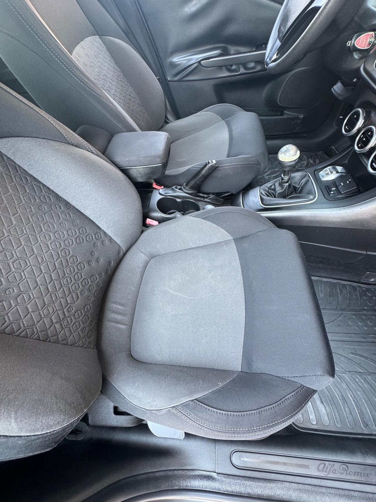 Giulietta 1.6 diesel 105 X neopatentati telefono lega impeccabile