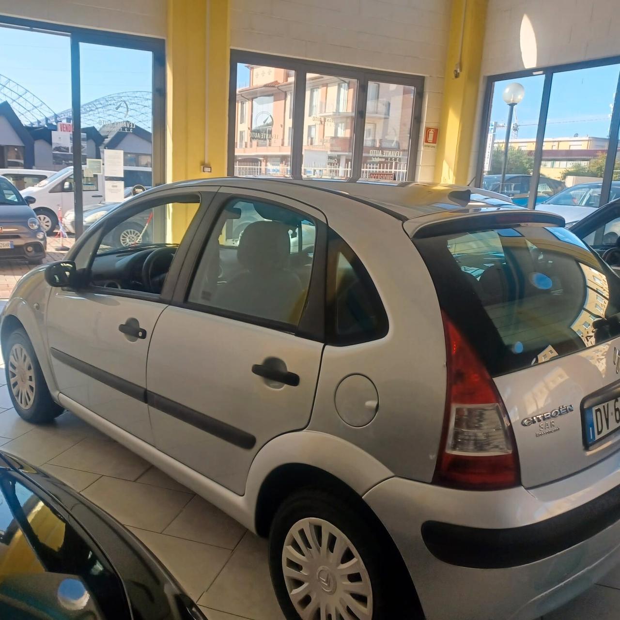 UNICO PROPRIETARIO C3 1.1 NEOPATENTATI