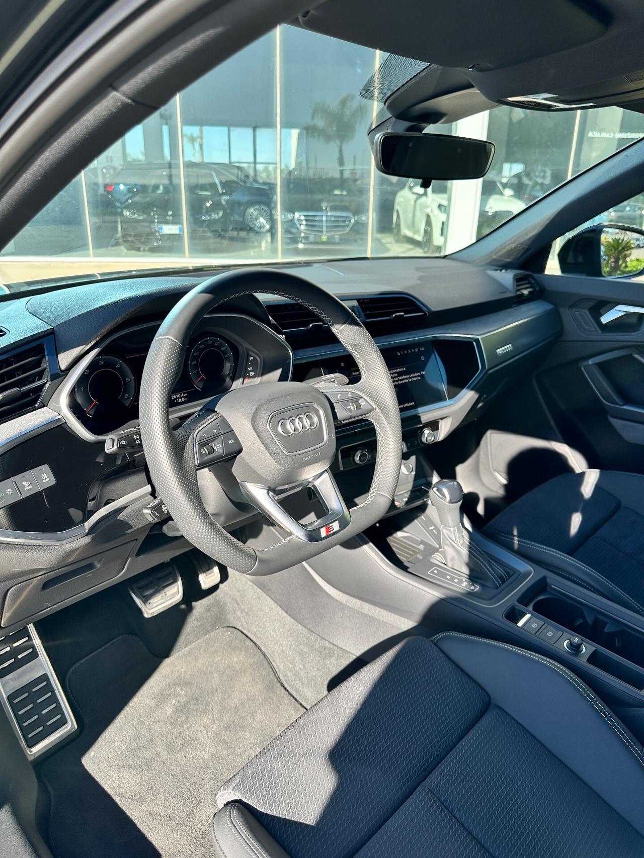 Audi Q3 Spb 35 Sline possibilità noleggio no scoring