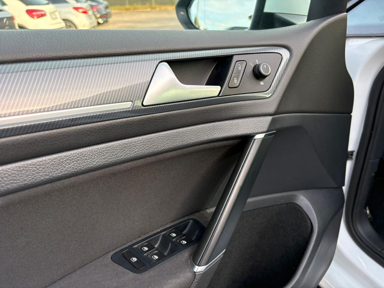 Volkswagen Golf 7.5 1.6 TDI 116 CV R-Line DSG 5p. Sport BlueMotion Technology