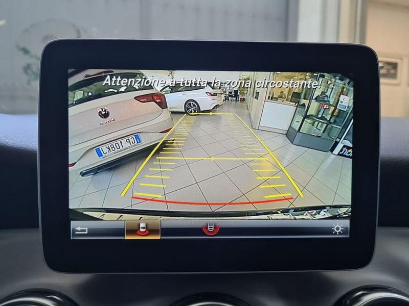 Mercedes-Benz GLA GLA 200 d Automatic 4Matic Premium!CARPLAY!PDC!LED!NAVI!