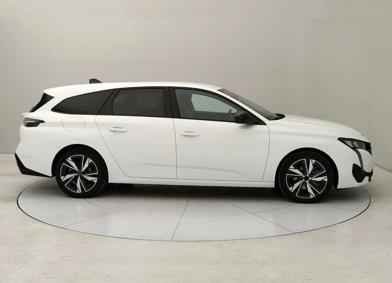 Peugeot 308 BlueHDi 130 S&S SW Allure
