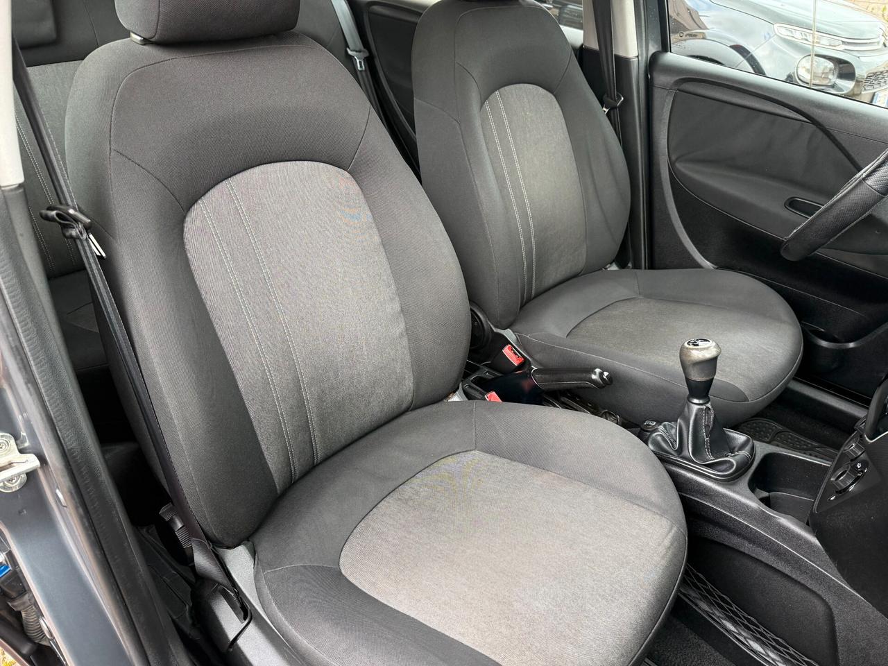 Fiat Punto 1.3 MJT II 75 CV 5 porte Street