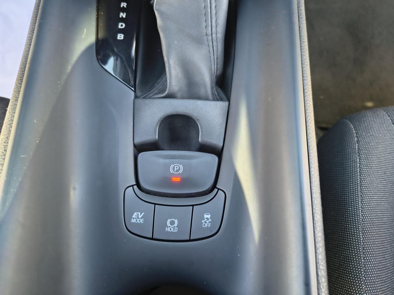 Toyota C-HR 1.8 Hybrid E *PREZZO SENZA VINCOLI*