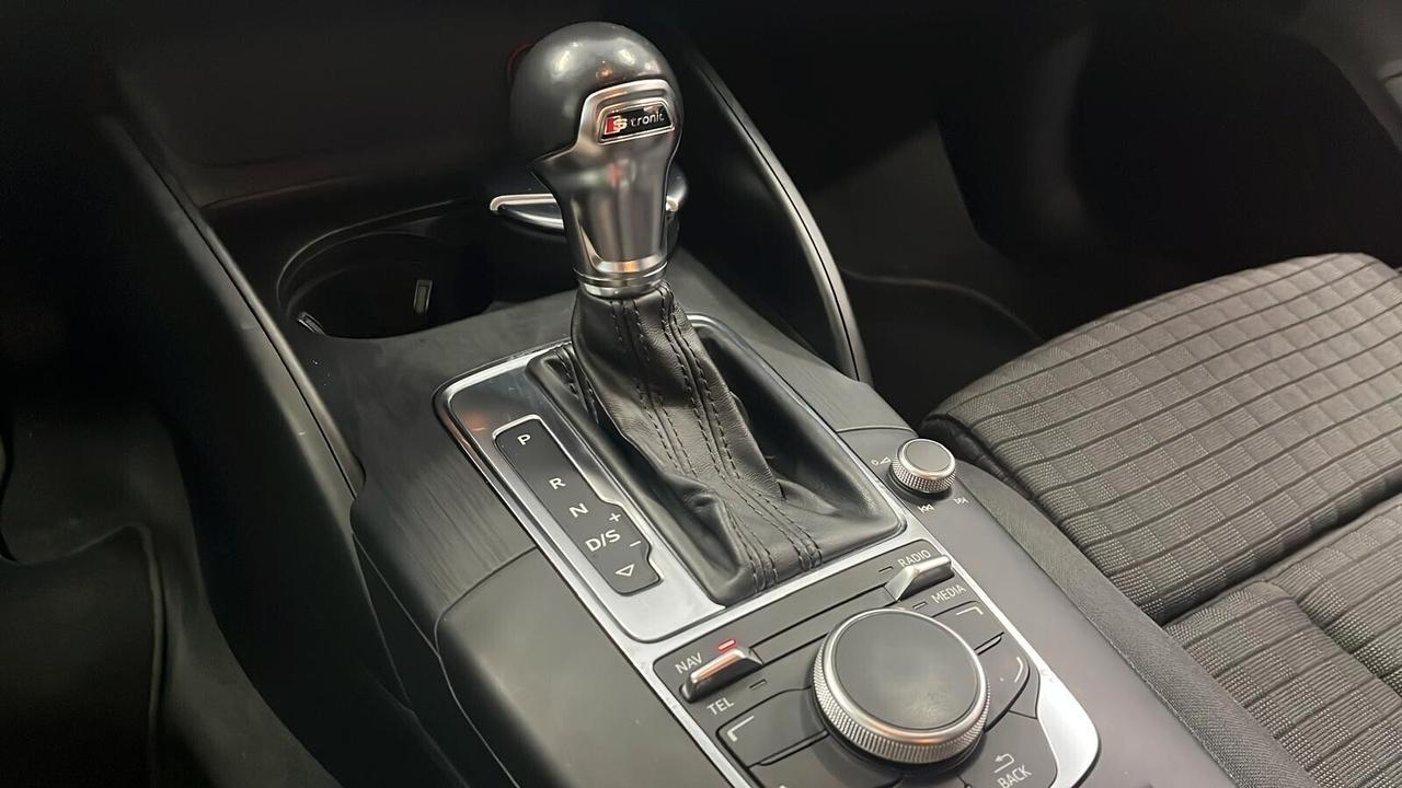 Audi A3 1.6 TDI clean diesel S tronic Business