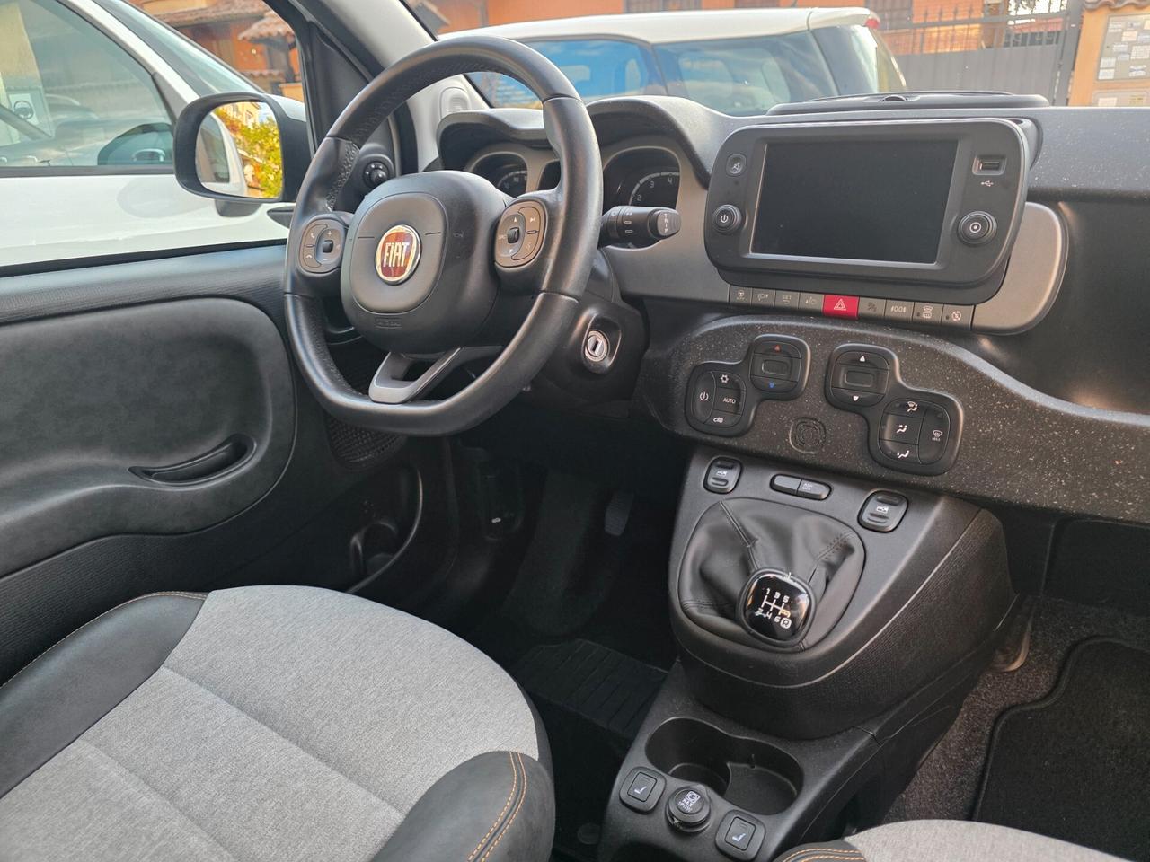 Fiat Panda 1.0 FireFly S&S Hybrid City Cross